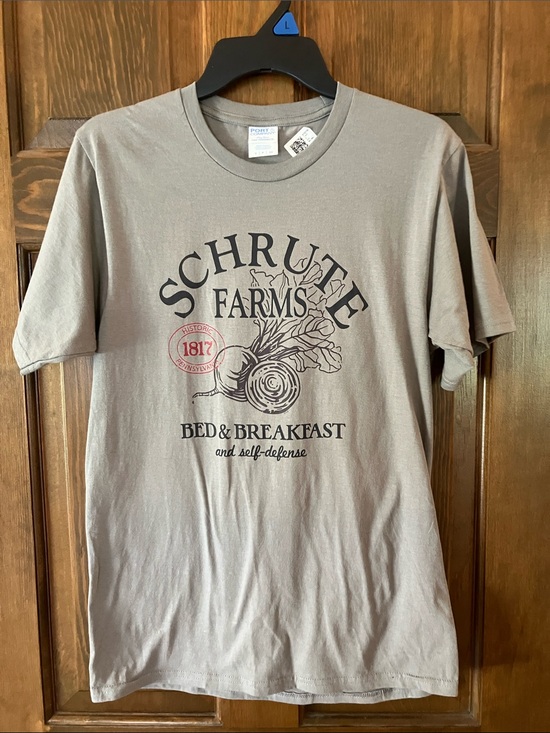 Other - The Office Shrute Farms men’s graphic tee, size men’s small